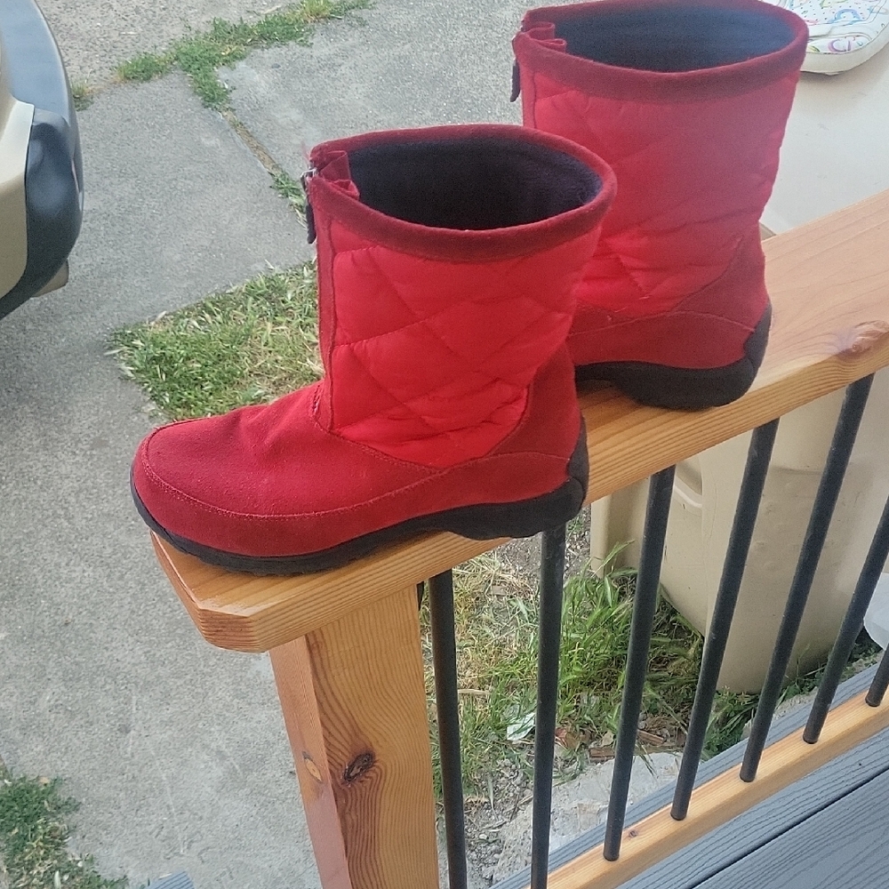 Lands' End Red Suede And Quilted Womens Size 10 Boots. Very Good Shape, Sexyness - Picture 4 of 9